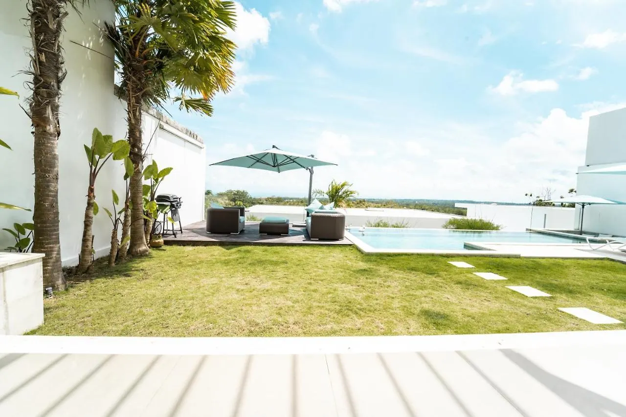Ulluwatu Mermaid Villa 울루와뚜 0*,