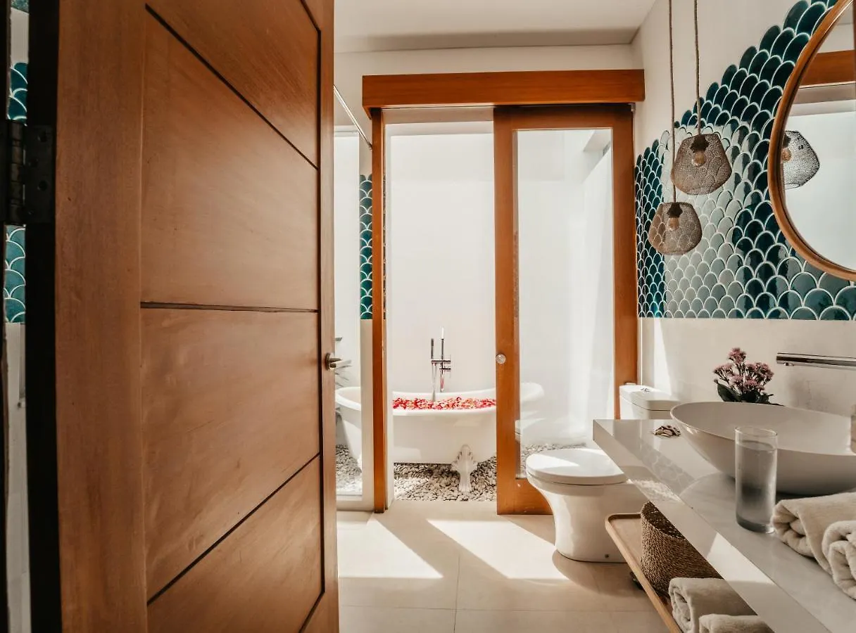 Ulluwatu Mermaid Villa 울루와뚜